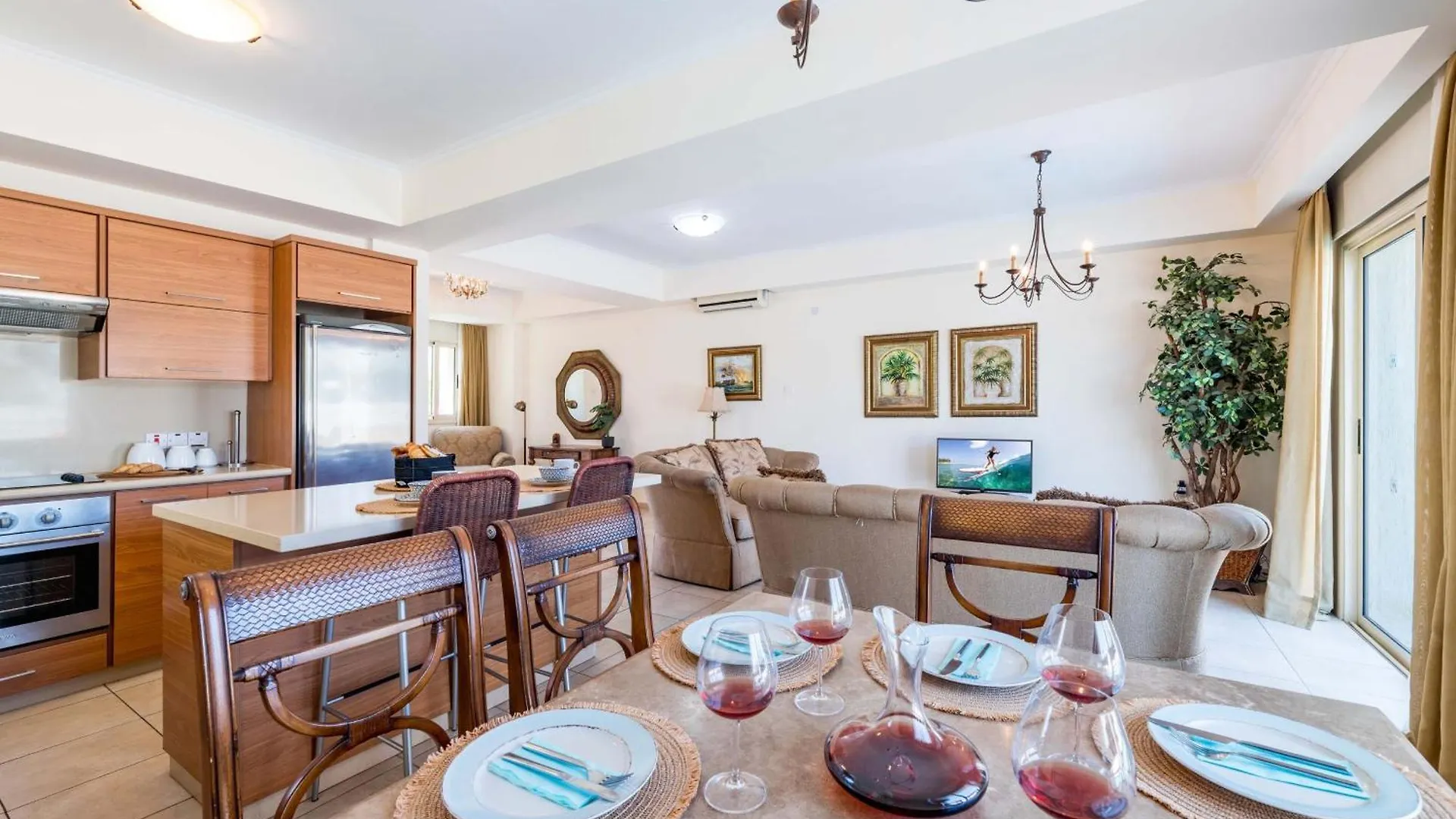 פרוטאראס Villa Jacqueline 0*,