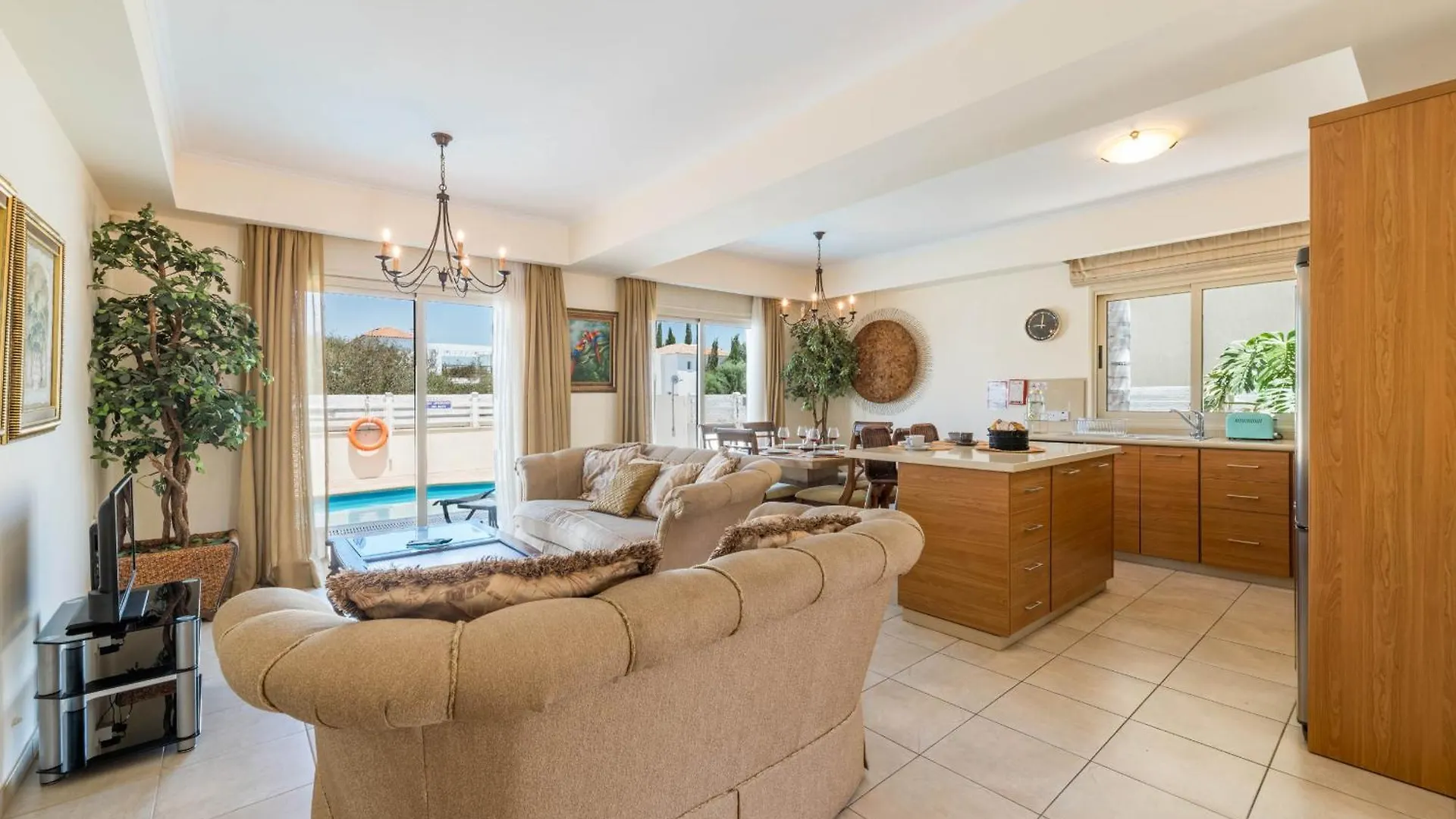 פרוטאראס Villa Jacqueline קפריסין